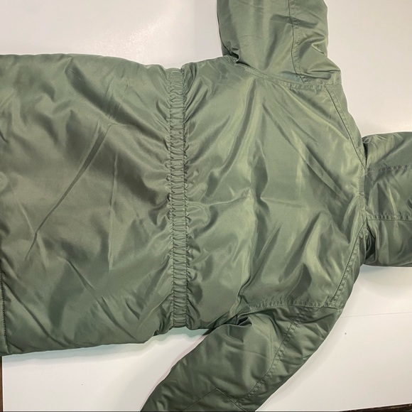 🚨CLEAROUT🚨Boys Small (5/6) The Children’s Place Green Parka long Coat - Picture 6 of 12